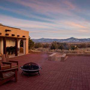 The New Mexico landscape as seen from the patio of Casa del Sol at Ghost Ranch Education and Retreat Center. (Photo courtesy Ghost Ranch/Jamie Clifford)