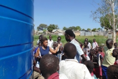 Mission co-worker Leisa Wagstaff discusses clean water at a school in South Sudan. Photo Credit: Sharon Kandel