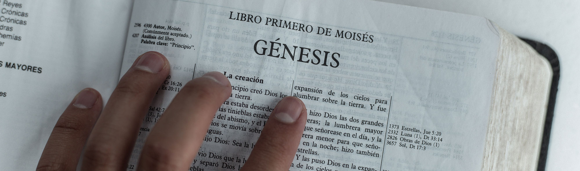 Spanish youth ministry banner